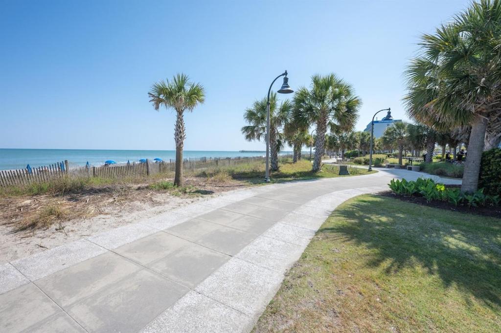 Oceanfront,Heated Pools,Boardwalk, Location,Views! Lejlighed Myrtle Beach Eksteriør billede